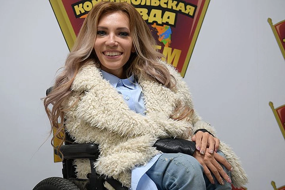 Организаторы "Евровидения", выразили надежду, что руководство Украины все-таки отменит запрет на поездку Юли Самойловой