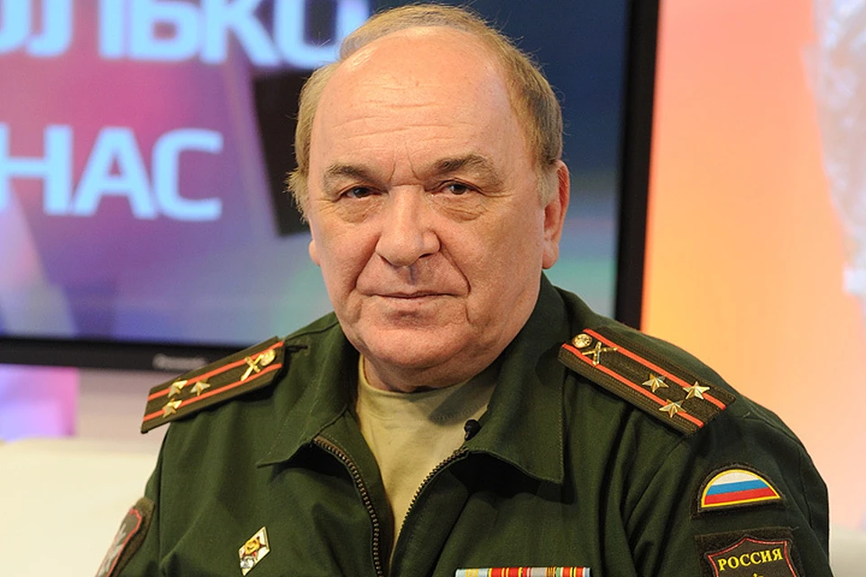 Военный обозреватель "Комсомольской правды" Виктор Баранец.