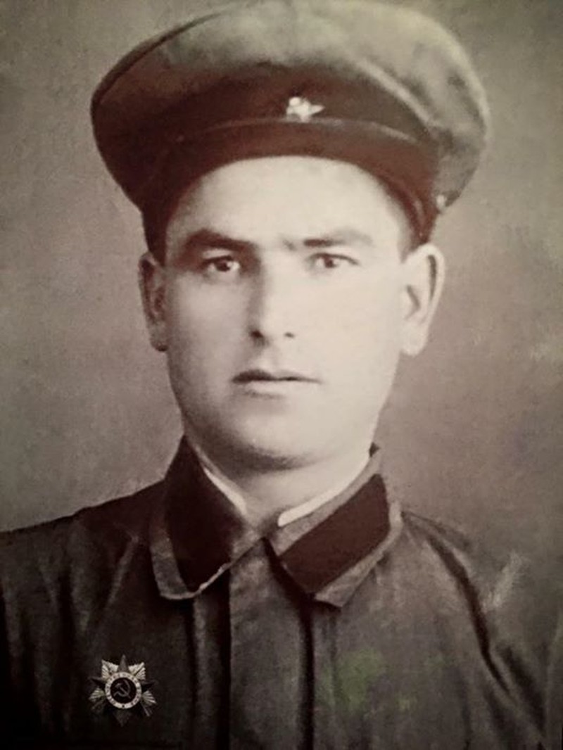 Тимуш Иван Васильевич 1915 г.р. прошёл три войны: Финскую, Великую Отечественную и на Дальнем Востоке.