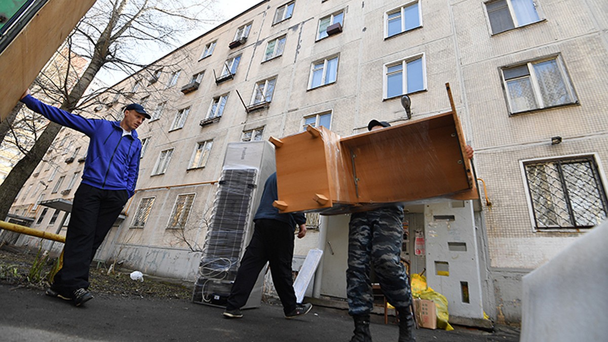 В голосовании по пятиэтажкам участвуют даже те, кто не попал в список -  KP.RU