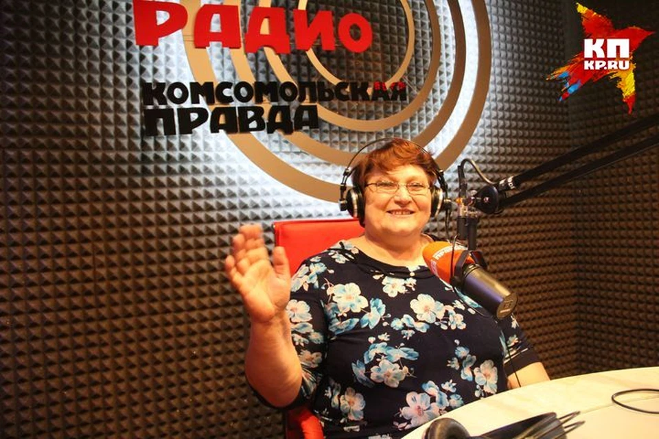 Баба Аня провела стрим из студии Радио «Комсомольская правда».