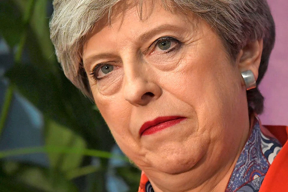 Объявив досрочные выборы в парламент, премьер-министр Великобритании Тереза Мэй, потеряла 13 голосов единомышленников.
