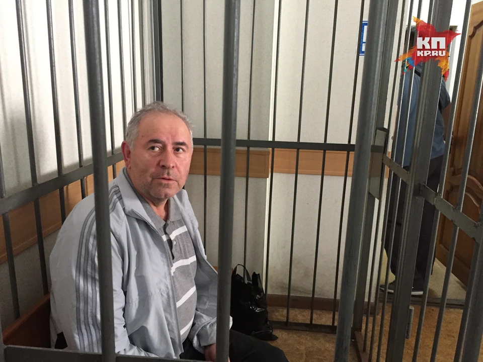 Владимир Трушкин обвиняется в незаконном получении 80 тысяч рублей от директора строительной фирмы
