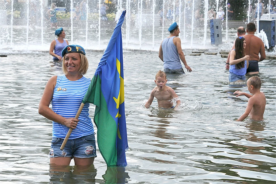 Главным местом празднования Дня ВДВ в столице, по традиции, станет Парк Горького.