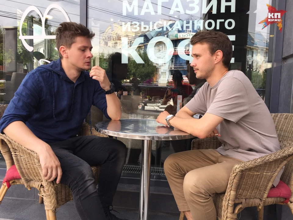 Владимир Аюев (слева) и Никита Астахов считают, что бренд города в отличие от официальной символики должен оставаться гибким