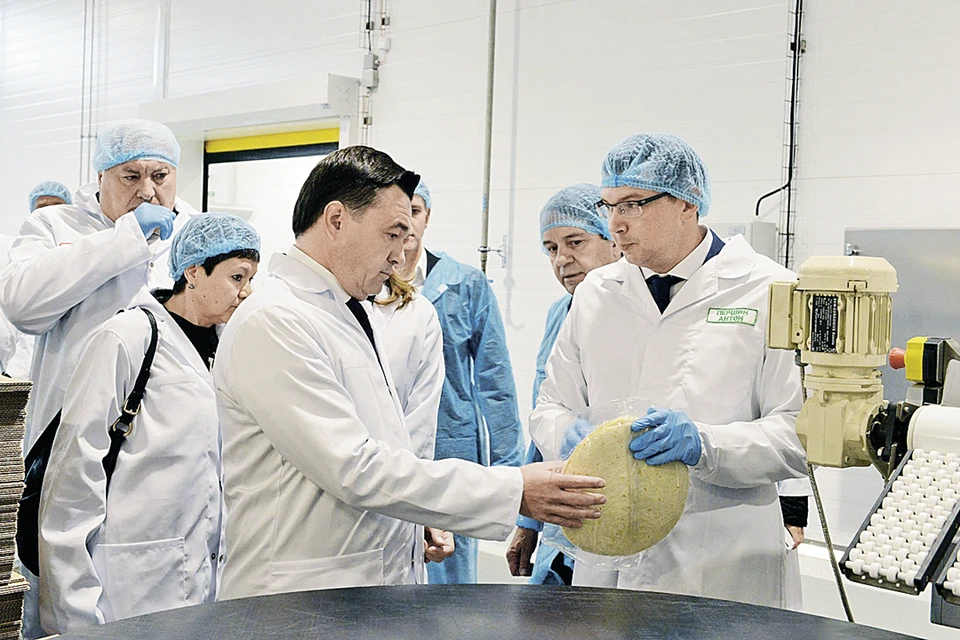 Андрей Воробьёв посетил новое предприятие по производству продуктов питания в Ступине. Фото: Павел ПОПОВ