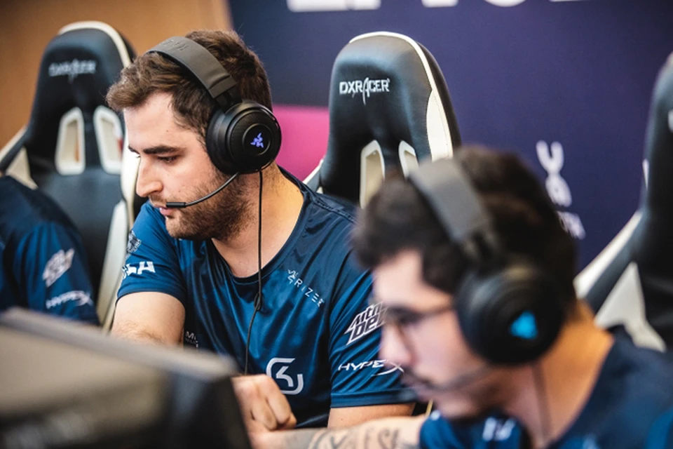C9 dota. Virtus игра. EPICENTER CS go