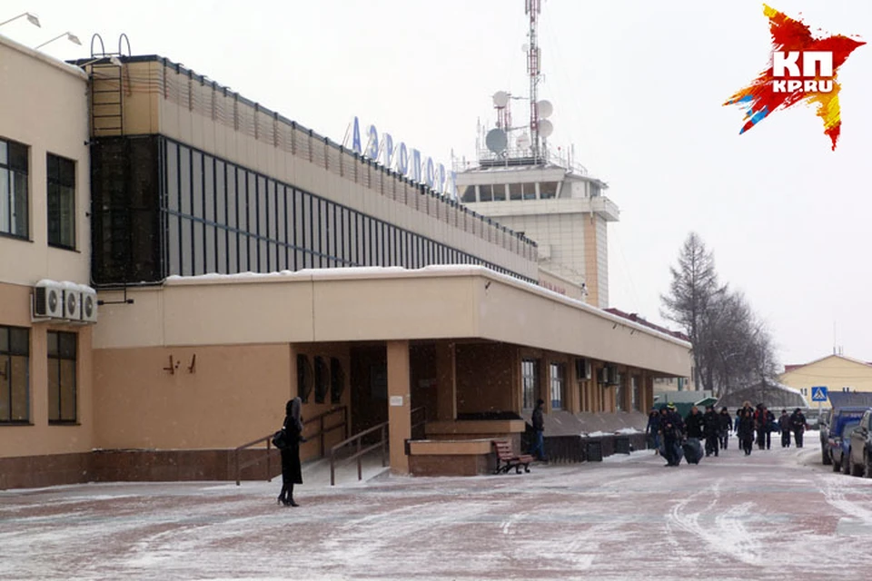 Кастет, алкоголь и «Мазерати»: как правильно пройти таможню в Тюмени