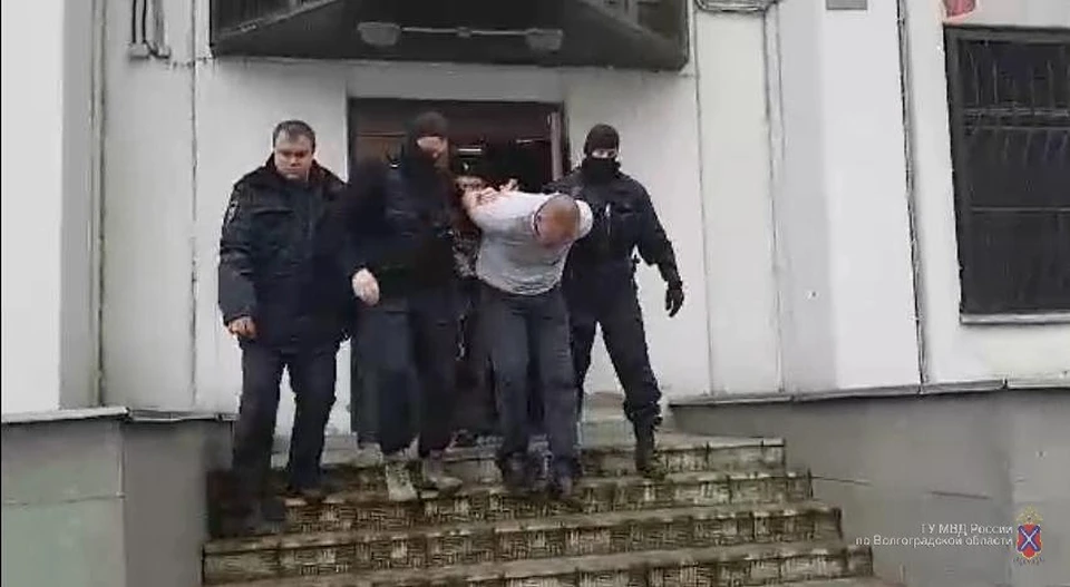 Первичные следственные действия с задержанным провели еще в Подмосковье