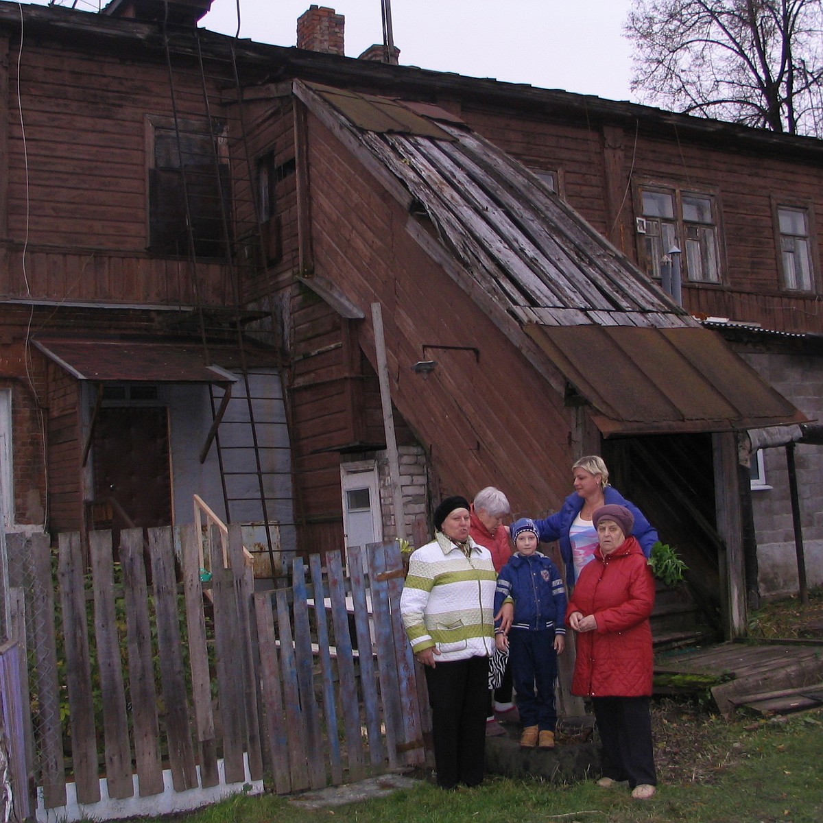 Как живут рязанцы в многоквартирном доме на Михайловском шоссе: Одно ведро  для воды, другое – для туалета - KP.RU