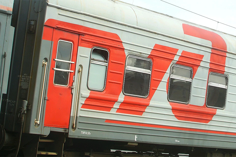 Началось регулярное движение поездов в обход Украины по железнодорожному участку Журавка — Миллерово.