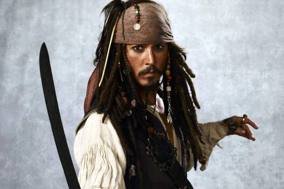 Самый известный пират всех времен и народов - Джонни Дэпп.