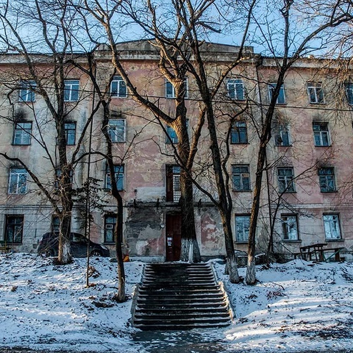 Садгород владивосток. Приморский краевой противотуберкулезный диспансер. Владивосток противотуберкулезный диспансер. Противотуберкулезный диспансер Владивосток Седанка. Противотуберкулезный диспансер Владивосток Флотская.