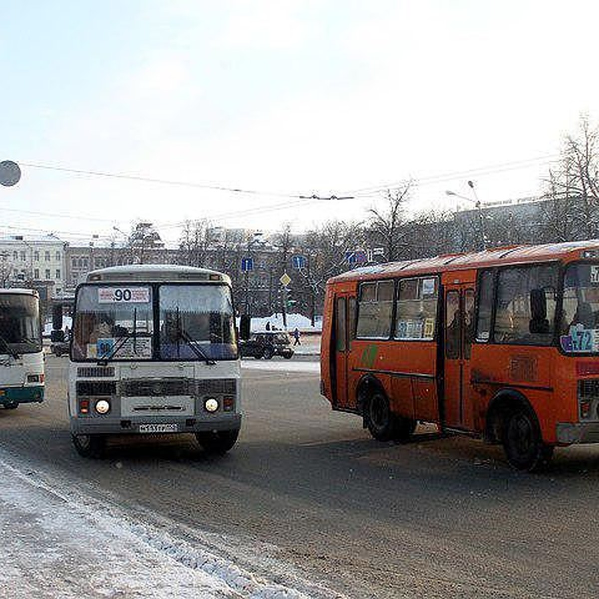 Всего по одному автобусу останется на нескольких маршрутах в Нижнем  Новгороде - KP.RU