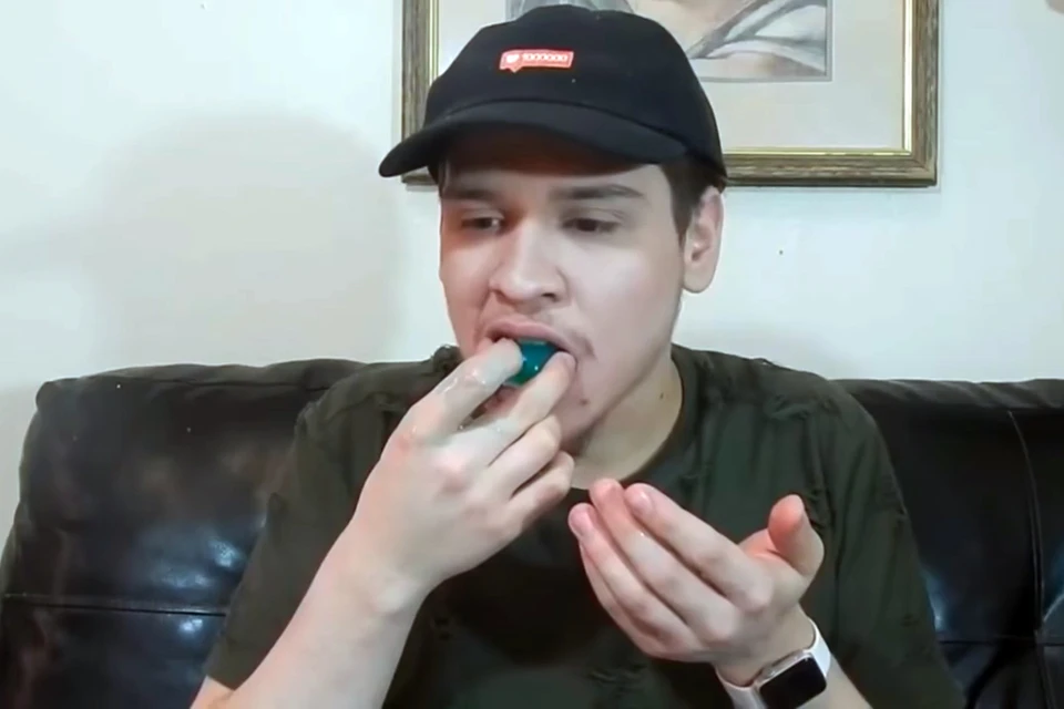 Зачем подростки едят таблетки со стиральным порошком? Фото: youtube.com