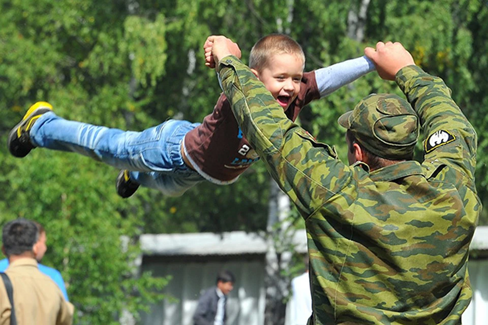 «Мужское воспитание»: Самый мужественный фотоконкурс Хабаровска