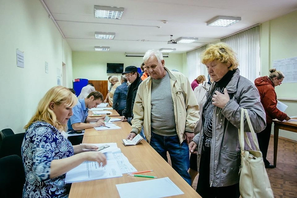 Любую досадную мелочь на выборах в Крыму в соседнем государстве могут подать как глобальную спецоперацию