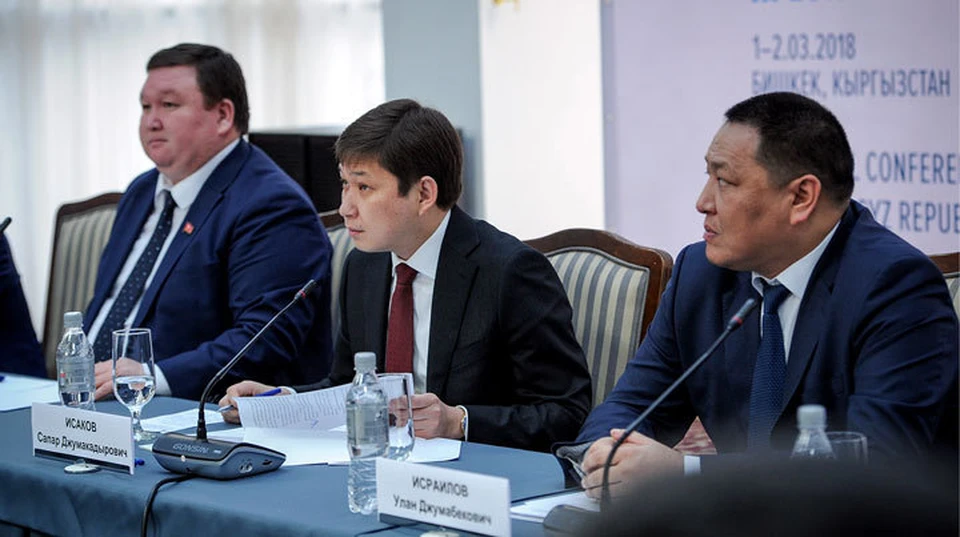 Главной задачей правительства Исаков назвал обеспечение безопасности кыргызстанцев, в том числе и через эффективные механизмы предупреждения правонарушений.