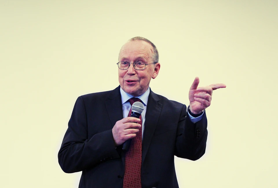 Юрий Вяземский во время встречи.