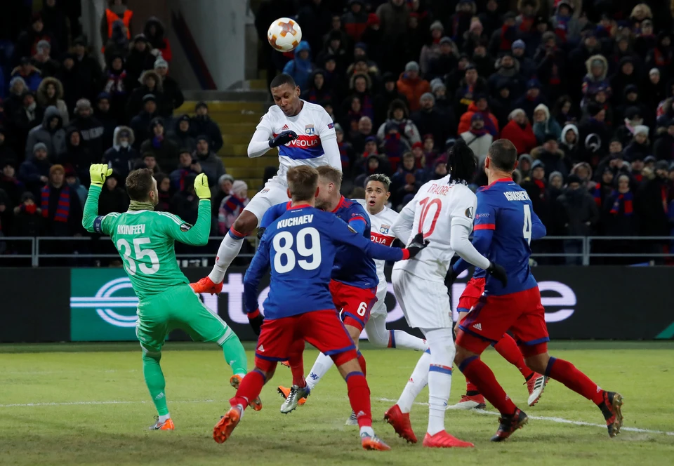 Французский "Лион" забил гол в ворота ЦСКА и победил 1:0.