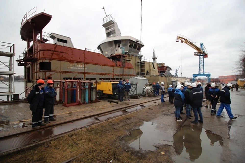 Первое судно «камчатского» проекта - «Ленинец» - уже спустили на воду.