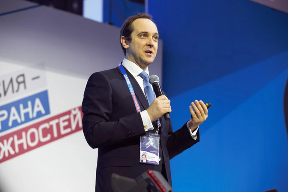 Илья Чукалин, генеральный директор Фонда президентских грантов провел мастер -класс для молодых лидеров некоммерческих организаций.