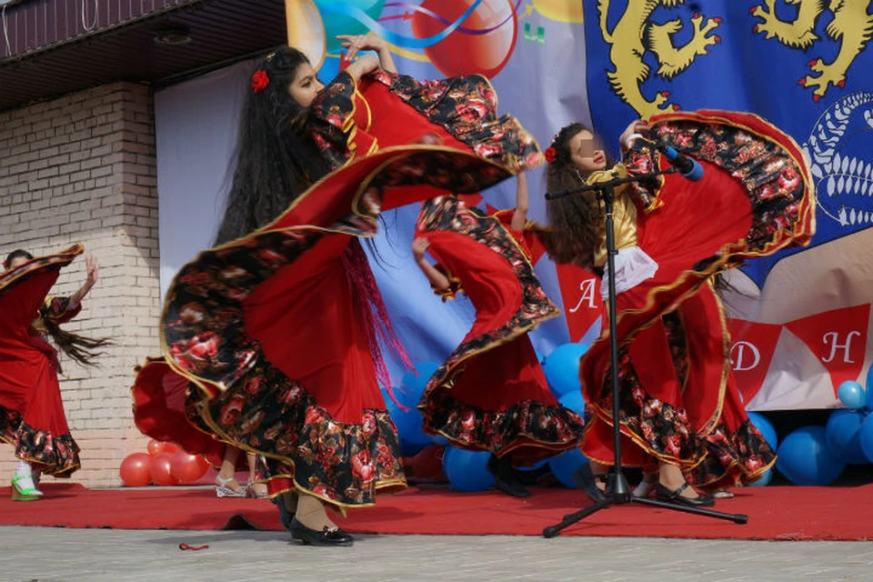 Фестивали цыганской культуры в Ленмнградской области станут регулярными. ФОТО: Лесколовский ДК