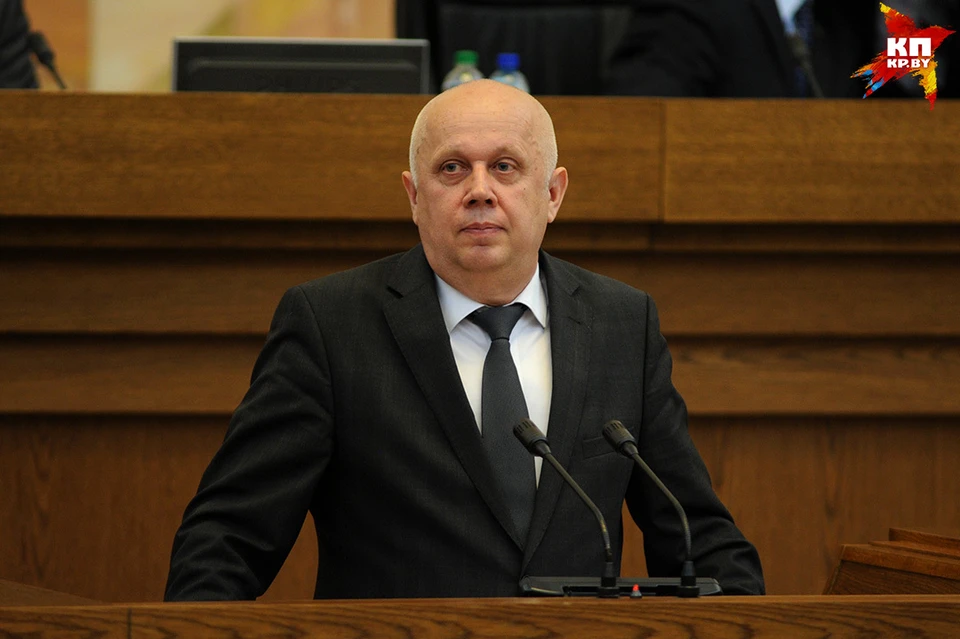Министр транспорта Анатолий Сивак