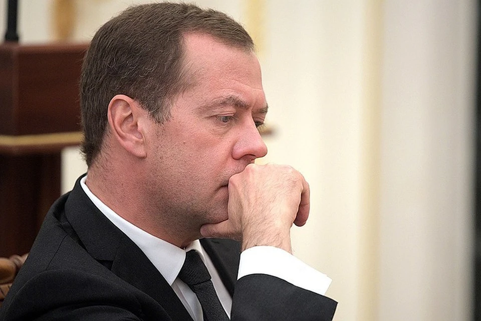 Останется ли Дмитрий Медведев в будущем правительстве, пока неизвестно.