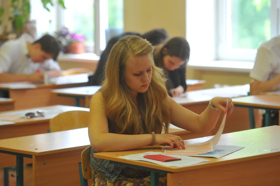 Первый экзамен назначен на 25 мая. Фото: Евгения ГУСЕВА.