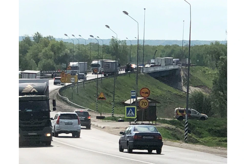 18 мая 2018 года снято ограничение движения по мосту через реку Кудьма на федеральной трассе М-7. Фото предоставлено пресс-службой губернатора Нижегородской области.