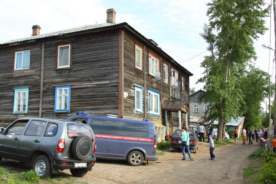 Барак доставки. Бараки в Финляндии. Петрозаводск деревянные бараки. Серпухов бараки. Ижевск бараки в центре.