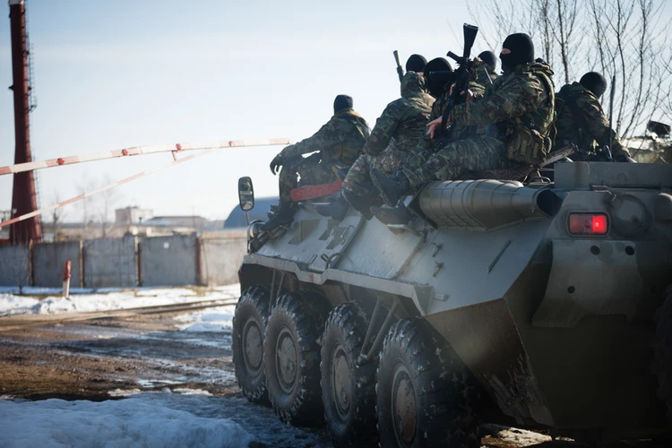В горы Дагестана отправлены танки и артиллерийские орудия