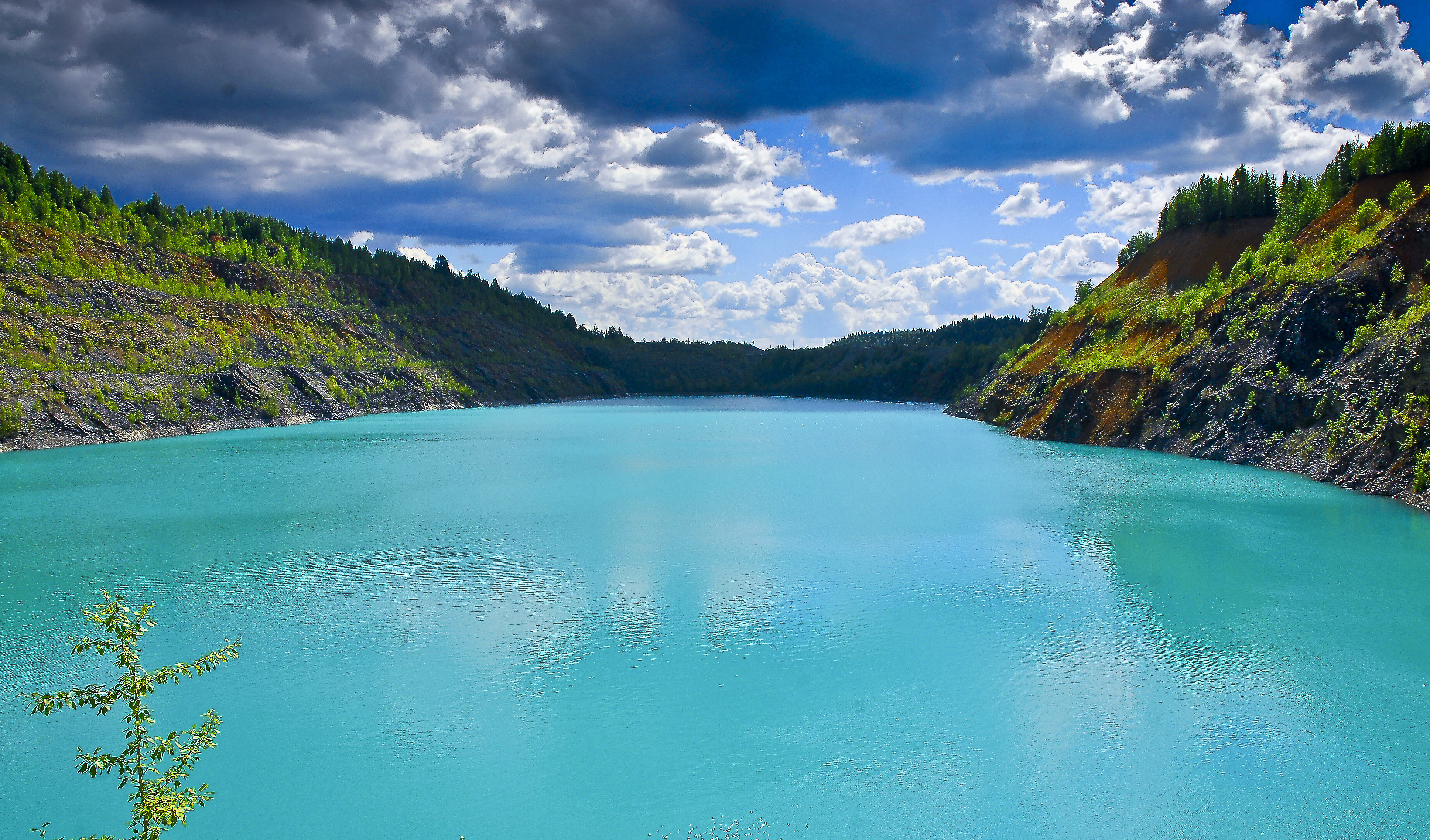 Голубые озера созданы не природой, а людьми