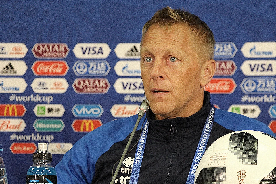 Главный тренер сборной Исландии Хеймир Хадльгримссон.