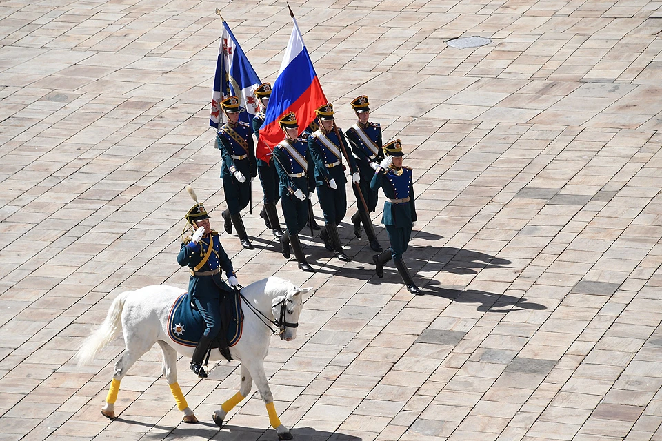 Выступление президентского полка на красной площади