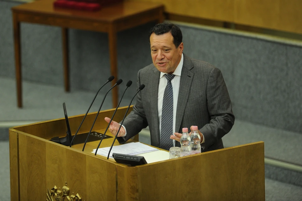 Глава комитета по бюджету и налогам Андрей Макаров.