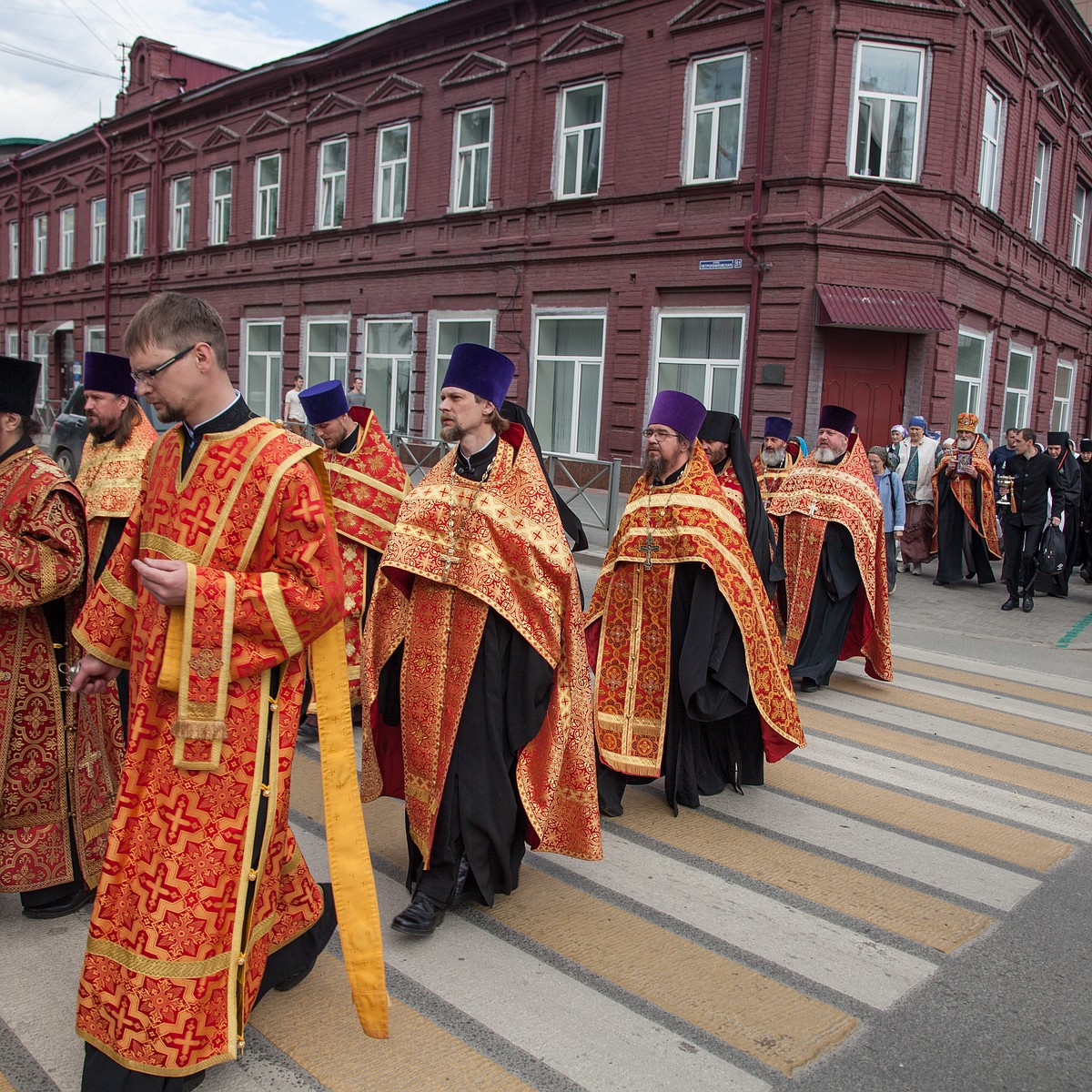 Крестный ход в Перми 26 июля: какие улицы перекроют, что взять в дорогу и  где остановиться на ночлег - KP.RU