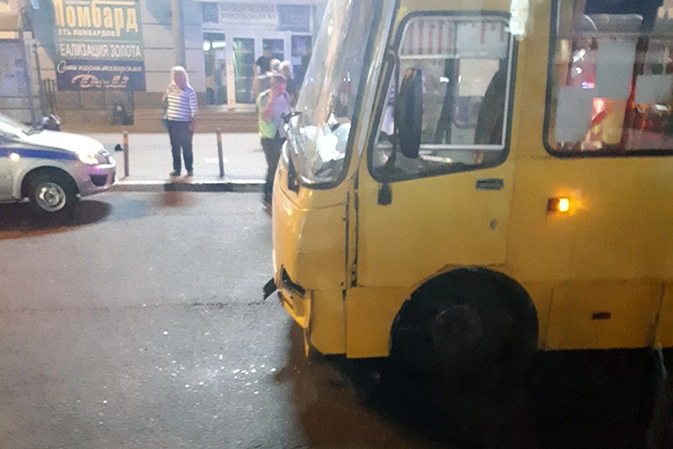 Автобус "Богдан", наехавший на пешеходов в Мытищах.