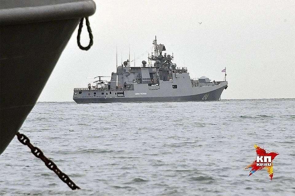 Россия расширила группировку кораблей в Средиземном море