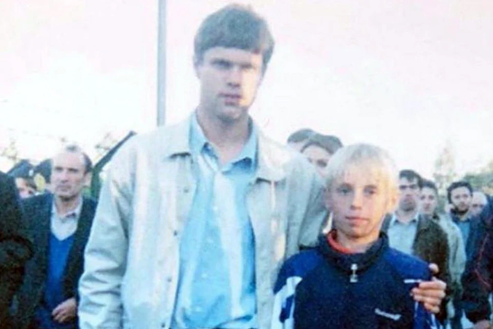Они были знакомы еще тогда, когда Влад и сам был игроком основного состава "Зенита", а тинейджер Денис только мечтал стать настоящим футболистом