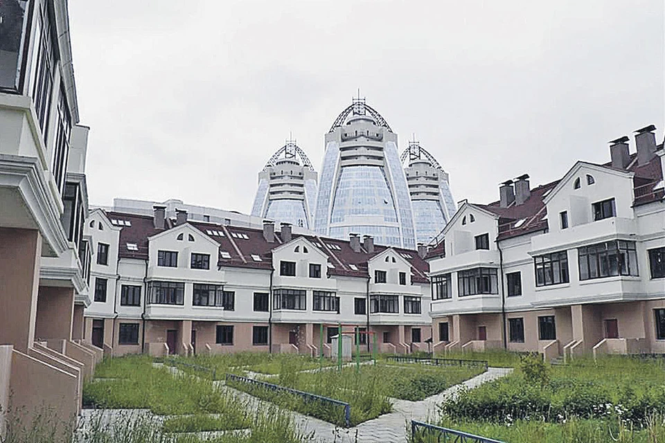 Таунхаусы в Павшинской пойме задумывались как элитное жилье.