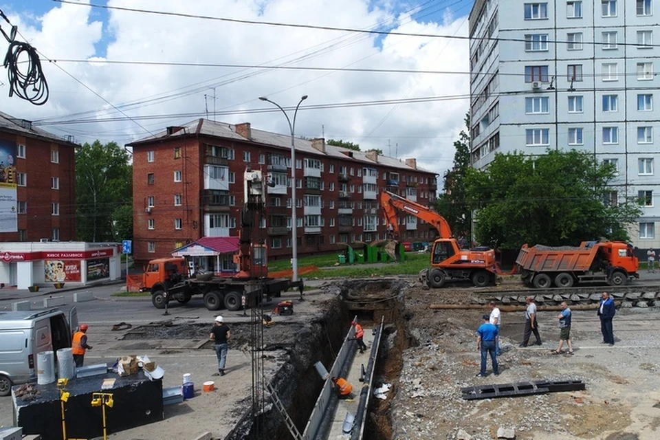 Капитальный ремонт теплосети на проспекте Шахтеров был проведен за 52 часа