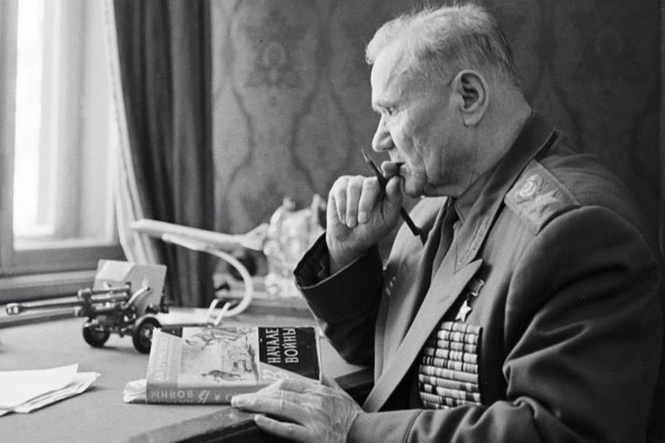 Маршал Андрей Иванович Еременко был одним из немногих военачальников, которые всю войну вели дневник. Фото: радио «Россия».