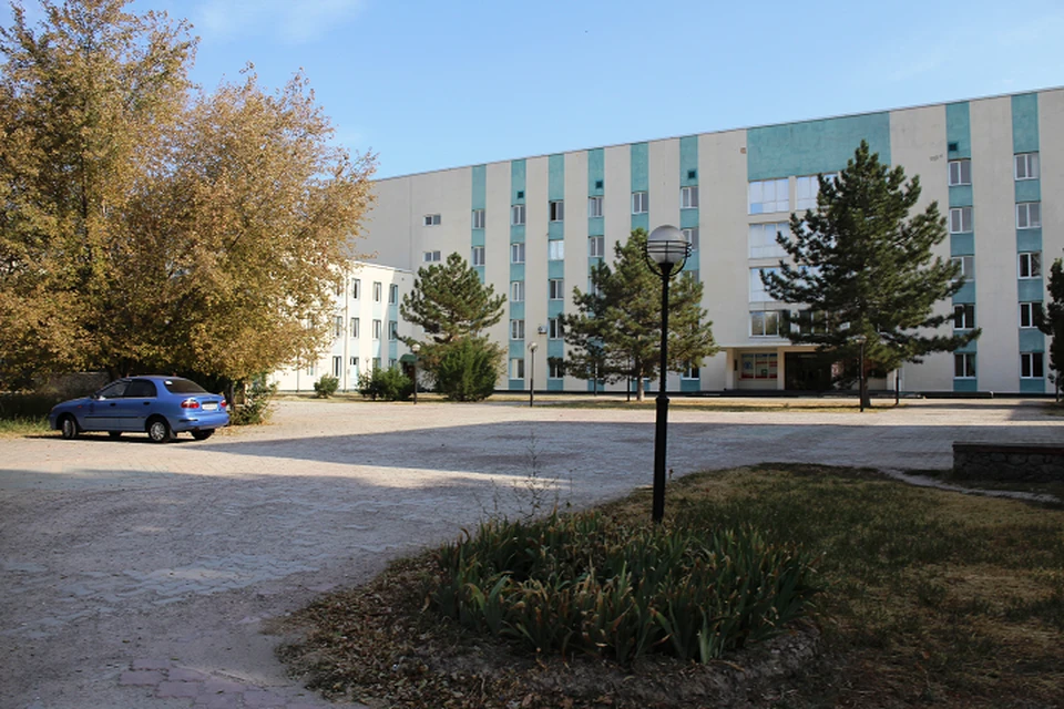 В центральной городской больнице Армянска не хватает врачей и медицинского оборудования.