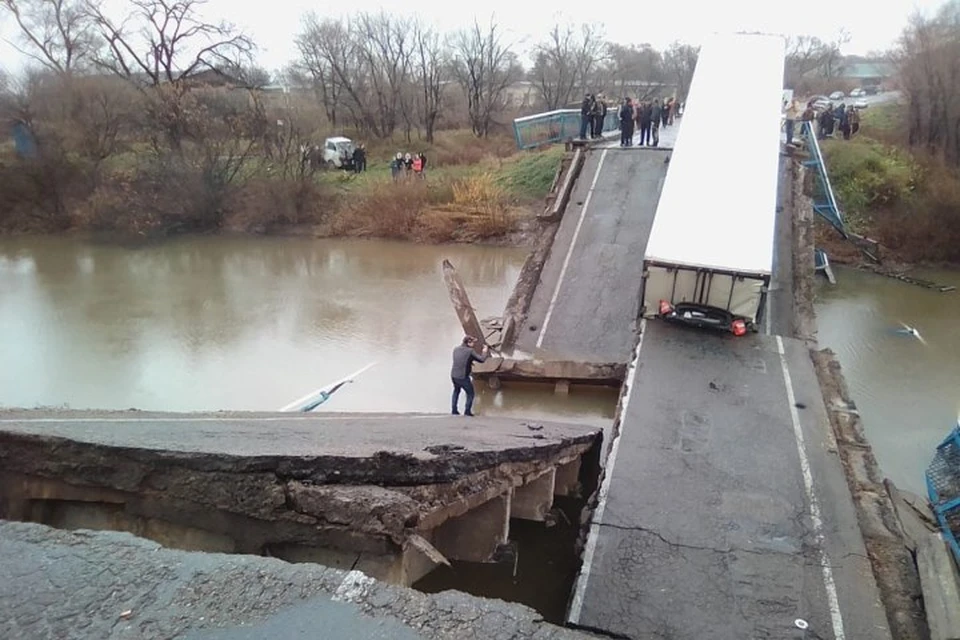 Водителя фуры задержали сразу же после трагедии в Осиновке. Фото: архив "КП"