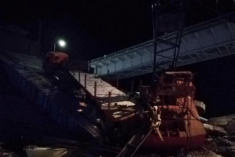 Обрушение моста в Югре могло произойти во время демонтажа конструкций. Фото: предоставлено очевидцами КП