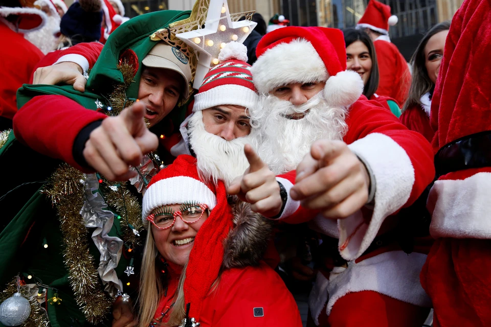 Каждый пятый мужчина в России предпочитает не дарить подарки на Новый год.