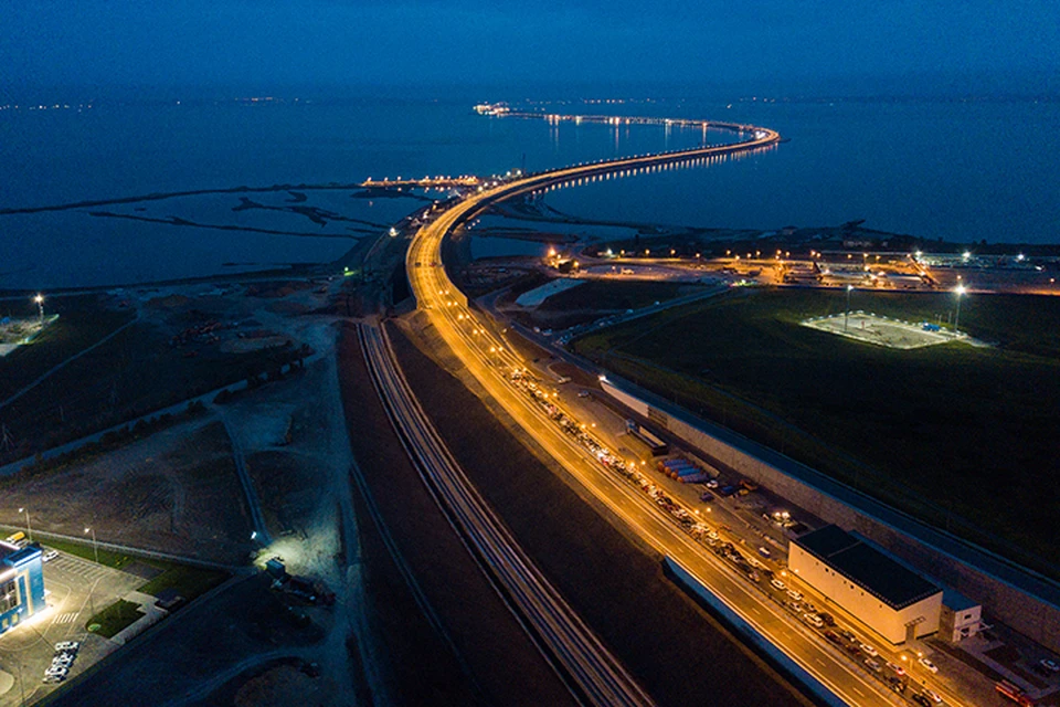 Сюжеты о вводе Крымского моста показывали все каналы и описывали все издания