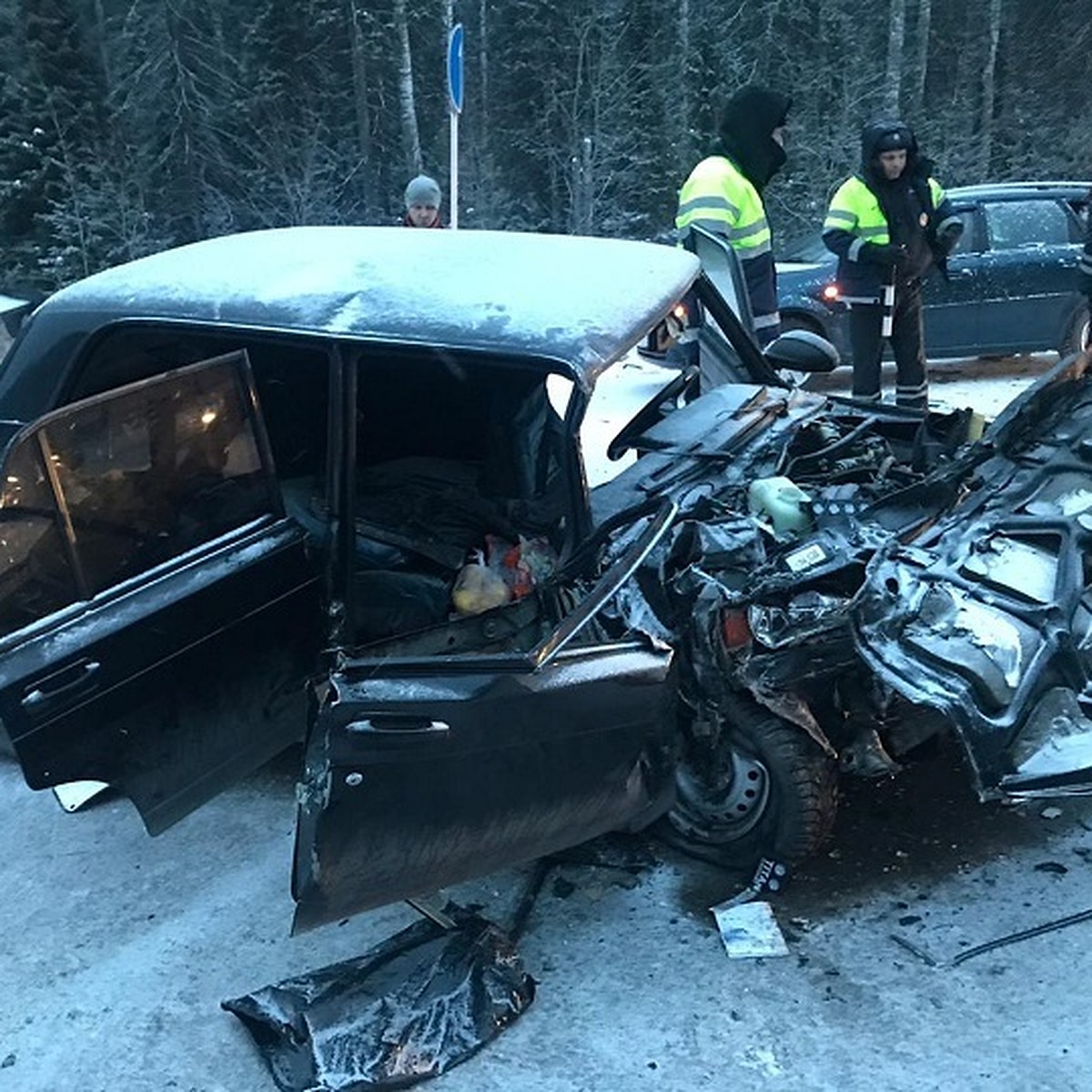 На Урале в столкновении четырех автомобилей беременная женщина потеряла  ребенка - KP.RU